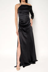 Vestido asimétrico de seda negro